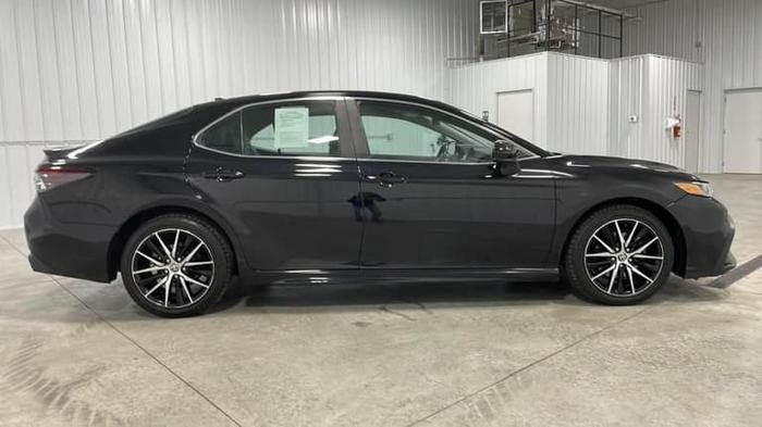 2021 toyota camry se sedan 4d in sioux falls, south dakota