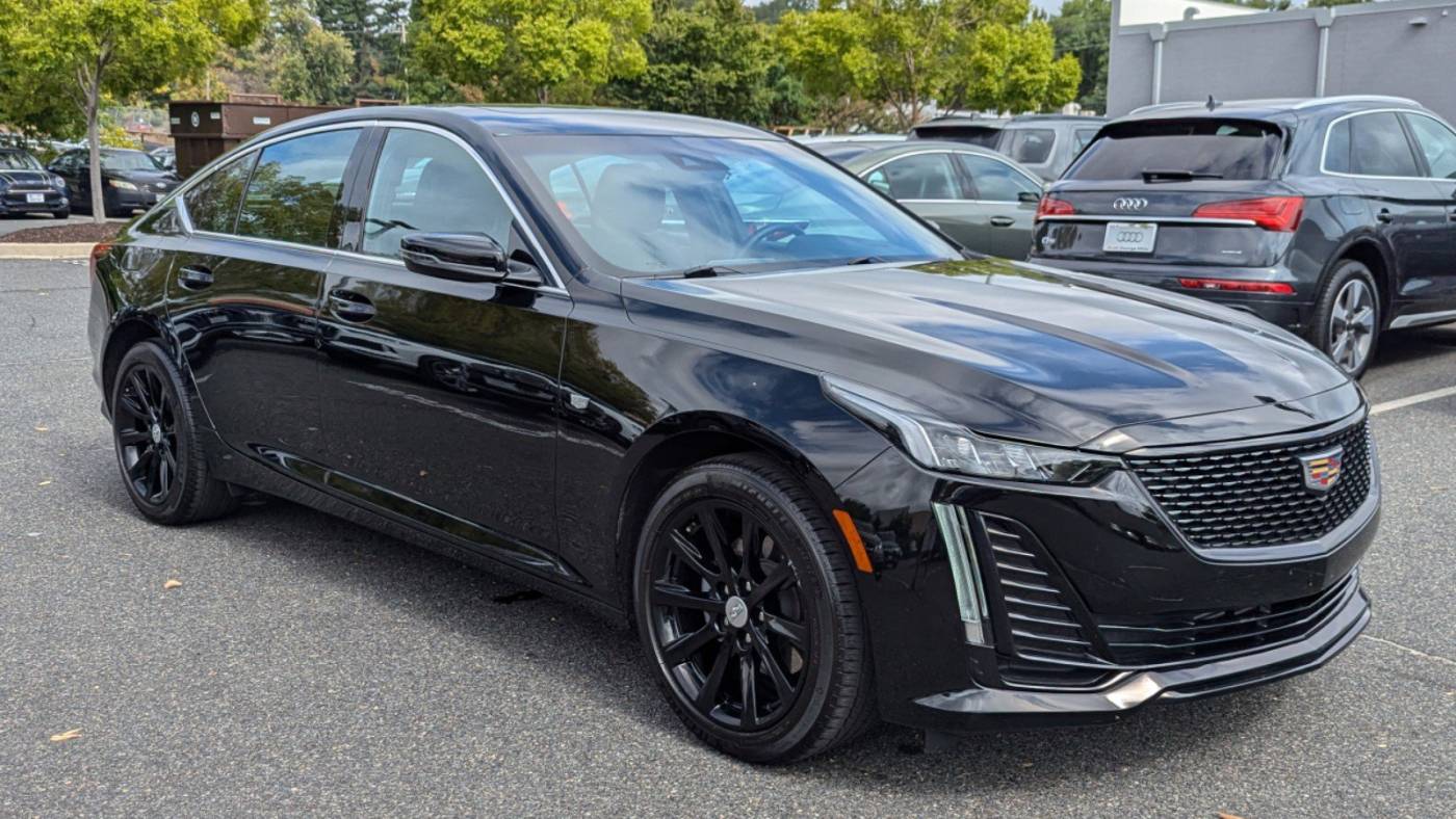 2022 cadillac ct5 luxury