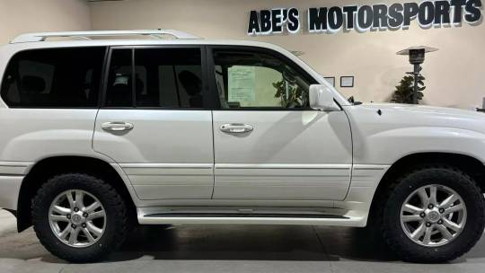 2005 Lexus LX