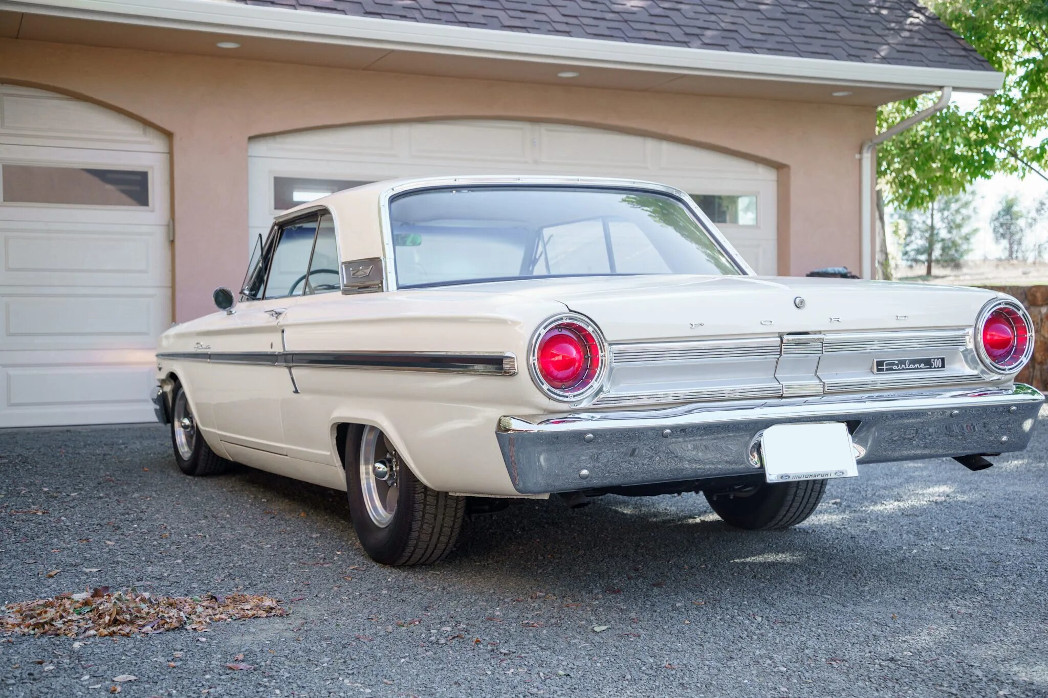 ford fairlane