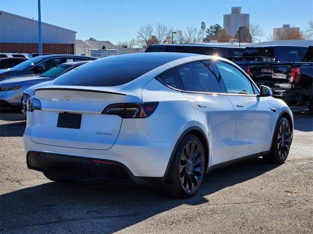 2023 tesla model y performance