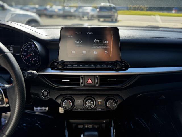 2020 kia forte gt