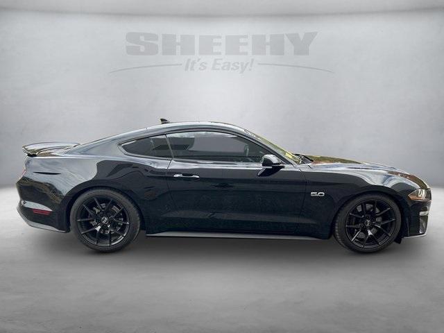 2022 ford mustang gt