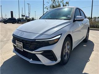 2024 Hyundai Elantra se