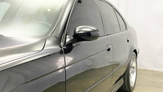 2000 BMW M5