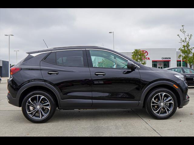 2022 buick encore gx essence