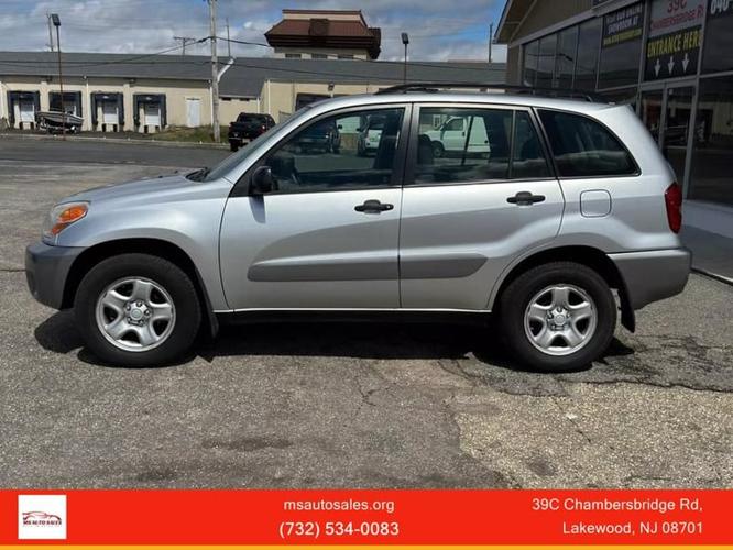 2004 toyota rav4 base front-wheel drive in lakewood, new jersey