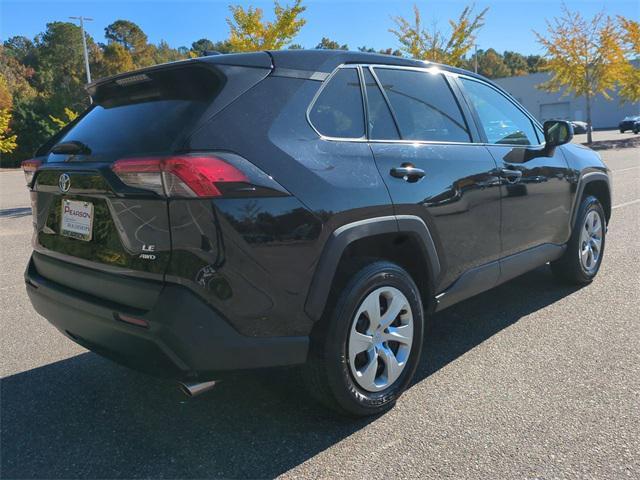 2022 toyota rav4 le