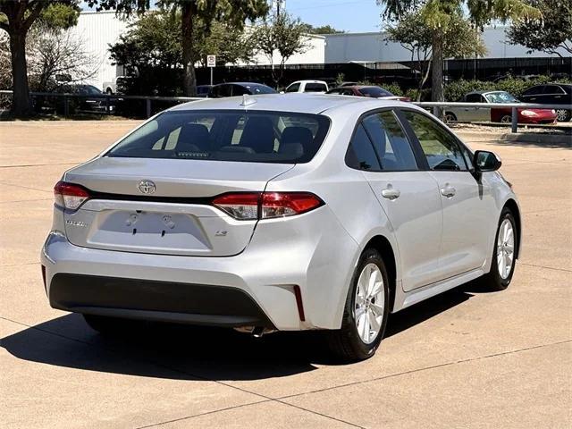 2024 toyota corolla le