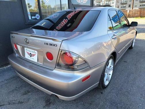 2004 lexus is 300 in co bluffs, iowa