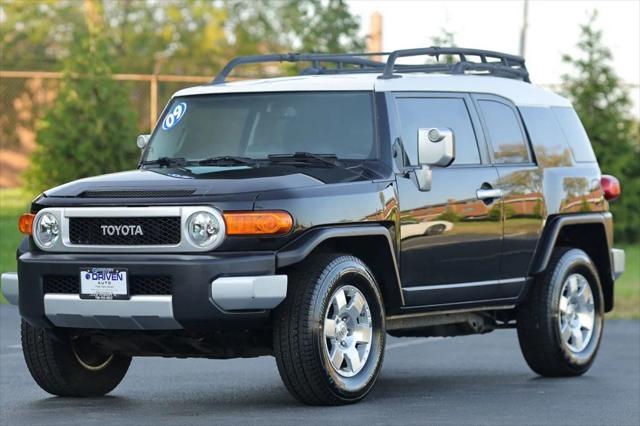 2009 toyota fj cruiser base