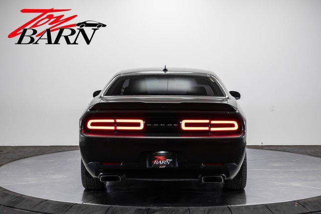 2016 dodge challenger r/t