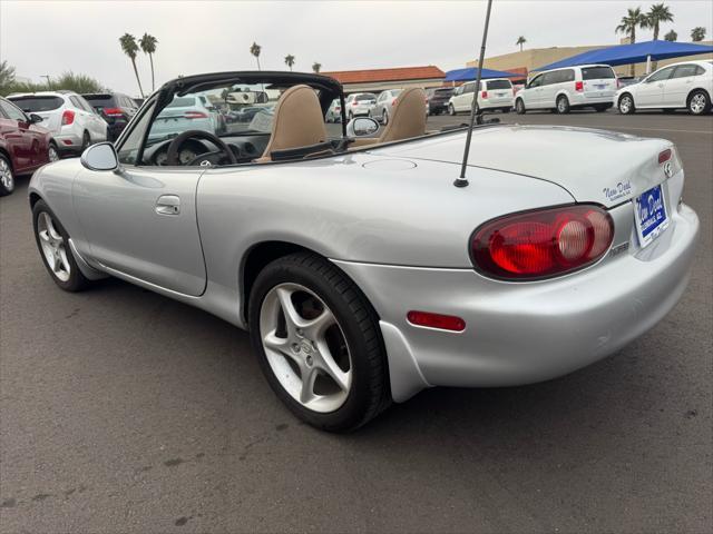 2002 mazda mx-5 miata base