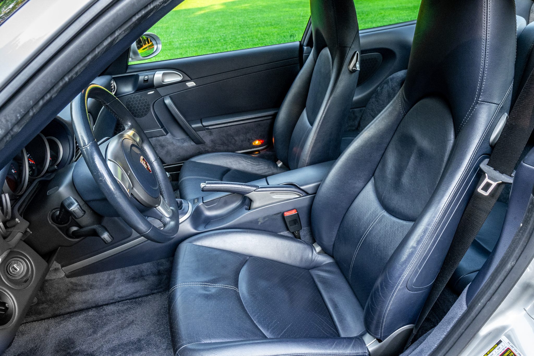 2006 porsche 911 carrera s coupe 6-speed