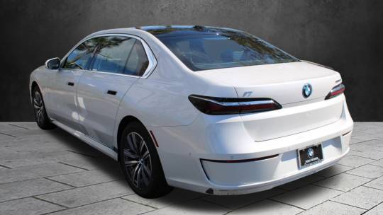 2024 BMW i7