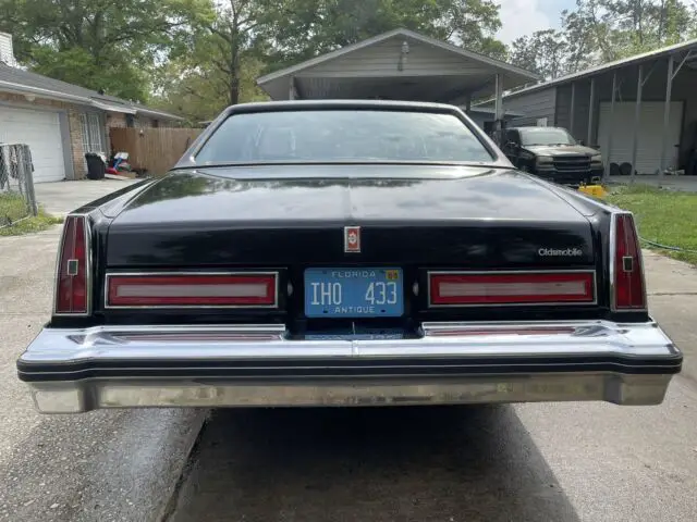 clean title, power everything, well maintained, turnkey classic
