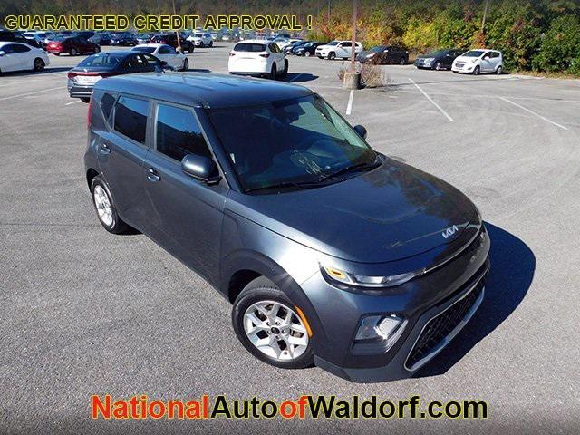 2022 kia soul lx