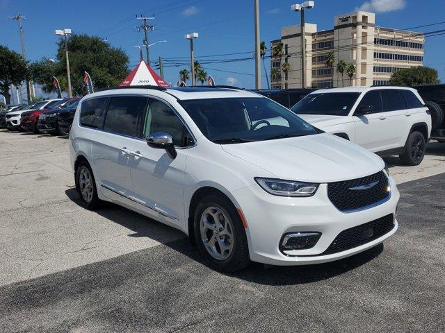 2023 chrysler pacifica limited