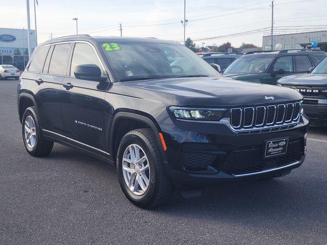 2023 jeep grand cherokee laredo