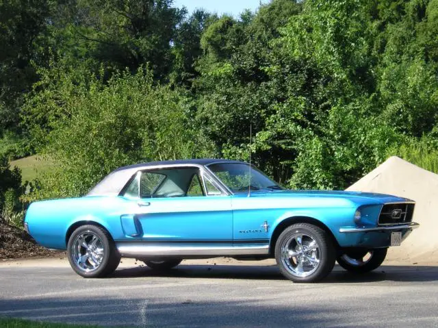 stunning brilliant blue 1967 mustang custom! triple chrome mags! new tires!