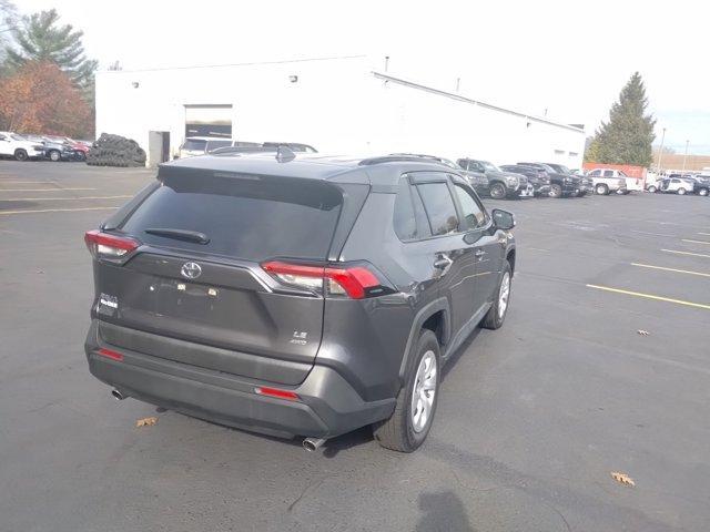 2019 toyota rav4 le