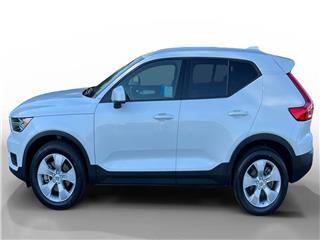 2022 Volvo XC40 t5 momentum