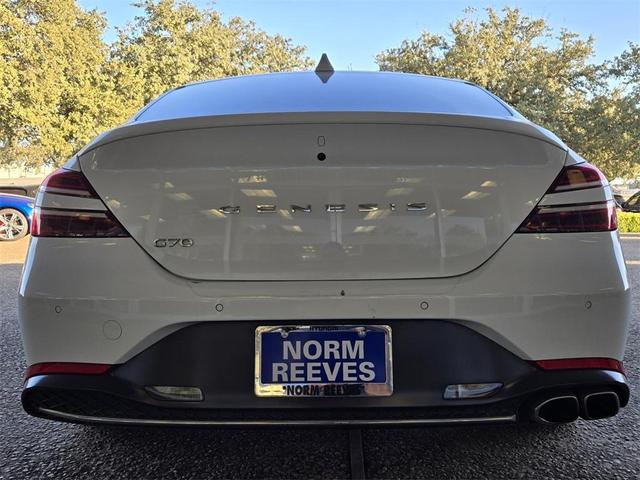 2022 genesis g70 2.0t