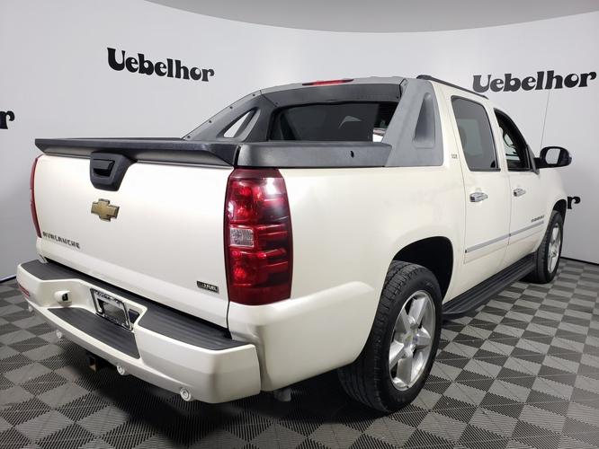 used 2009 chevrolet avalanche ltz jasper, in 47546 for sale in boone, indiana