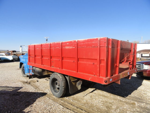 1957 57 chevy chevrolet coe cabover truck solid, runs good v-8 great project