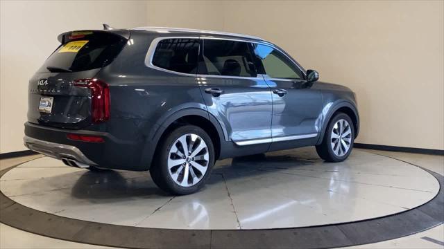 2022 kia telluride s