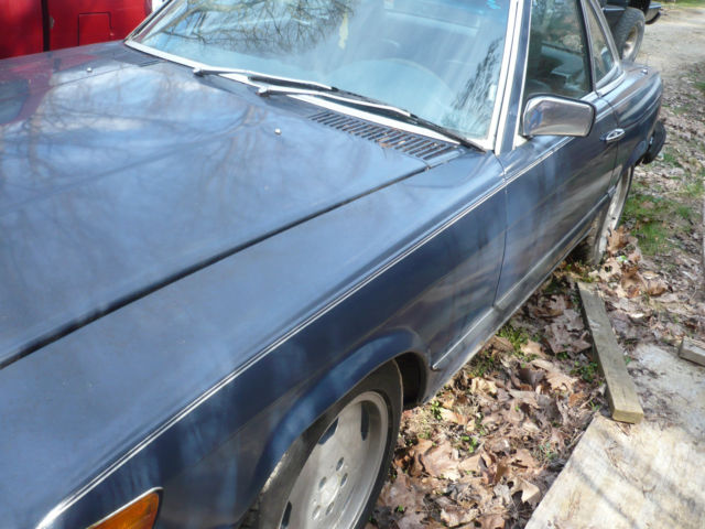 1982 mercedes-benz 380sl base convertible 2-door 3.8l amg?