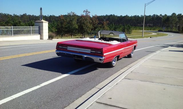 no1968 plymouth fury 3 convertible. gorgeous color combo!!