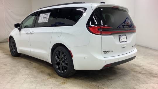 2024 Chrysler Pacifica limited
