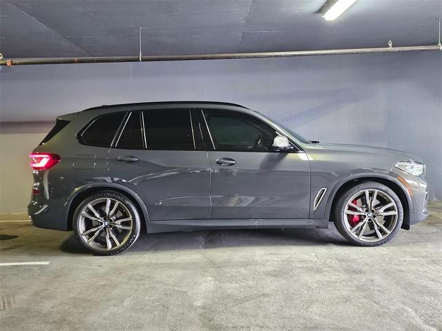 2021 bmw x5 m50i