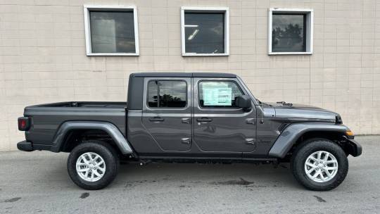 2023 Jeep Gladiator