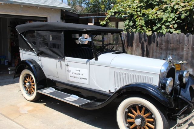 1924 chrysler phaeton touring sedan