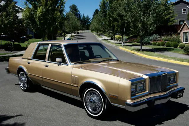 1985 chrysler new yorker fifth avenue sedan with only 36,000 original miles !!!
