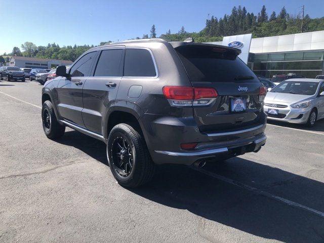 2015 jeep grand cherokee summit in ashland, oregon
