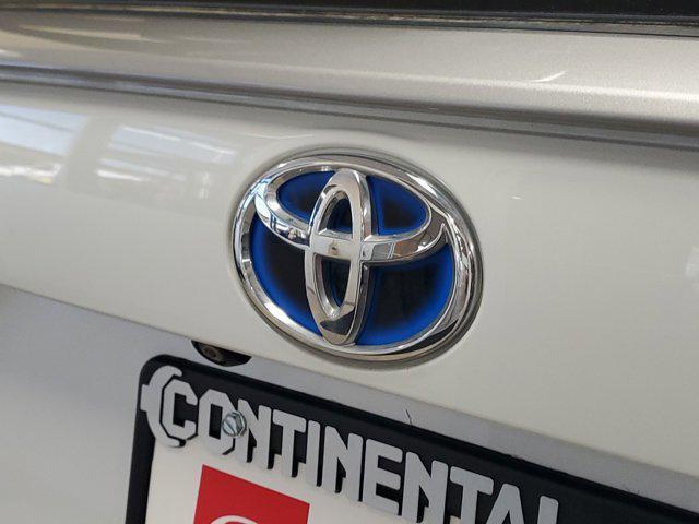 2023 toyota rav4 hybrid se