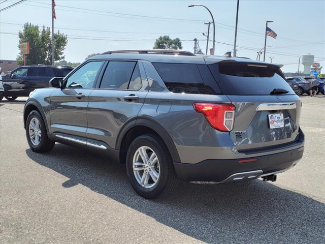 2022 ford explorer xlt
