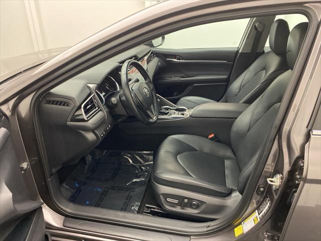 2020 toyota camry hybrid xle