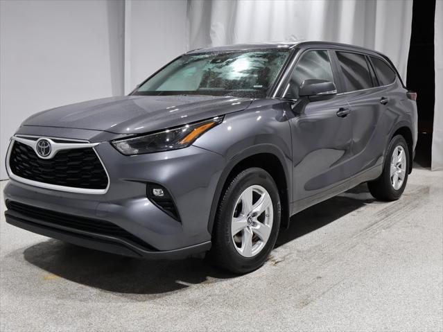 2024 toyota highlander le
