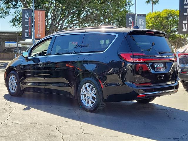 2022 chrysler pacifica touring l