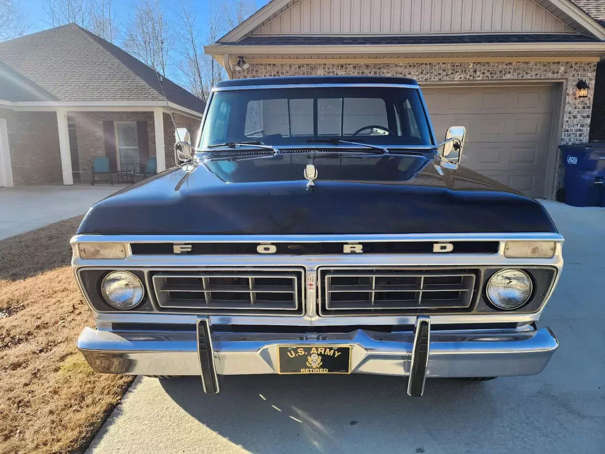 1976 ford f100 pickup black rwd automatic long bed