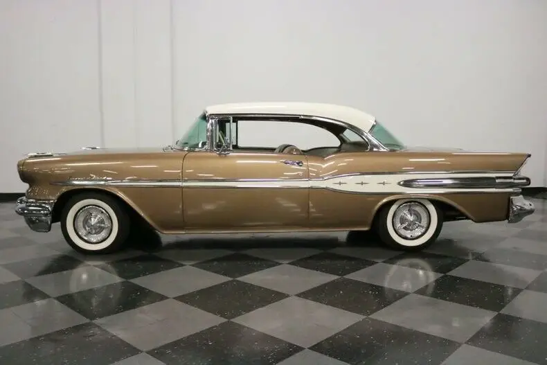 beautiful 1950's pontiac! frame off restored, believed orig 347 v8, 4 speed auto
