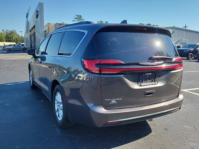 2022 chrysler pacifica touring-l