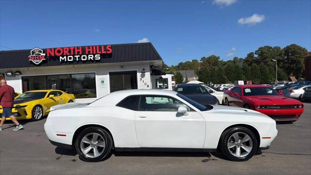 2018 dodge challenger sxt
