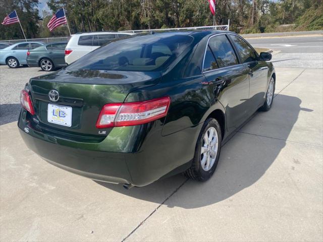 2011 toyota camry le