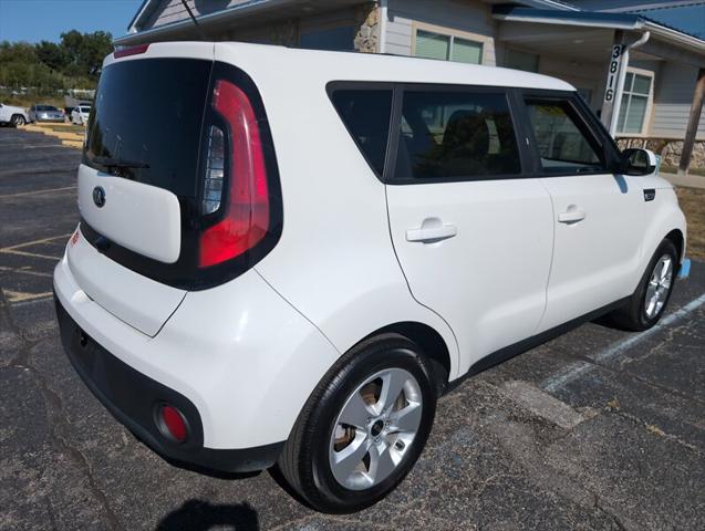 2019 kia soul base