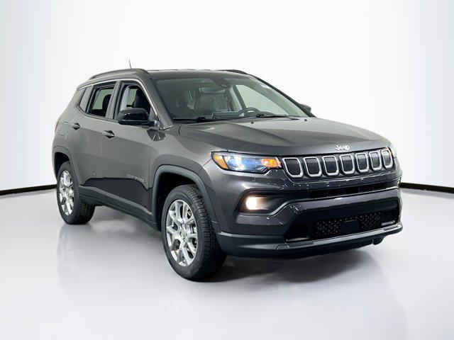 2022 jeep compass latitude lux